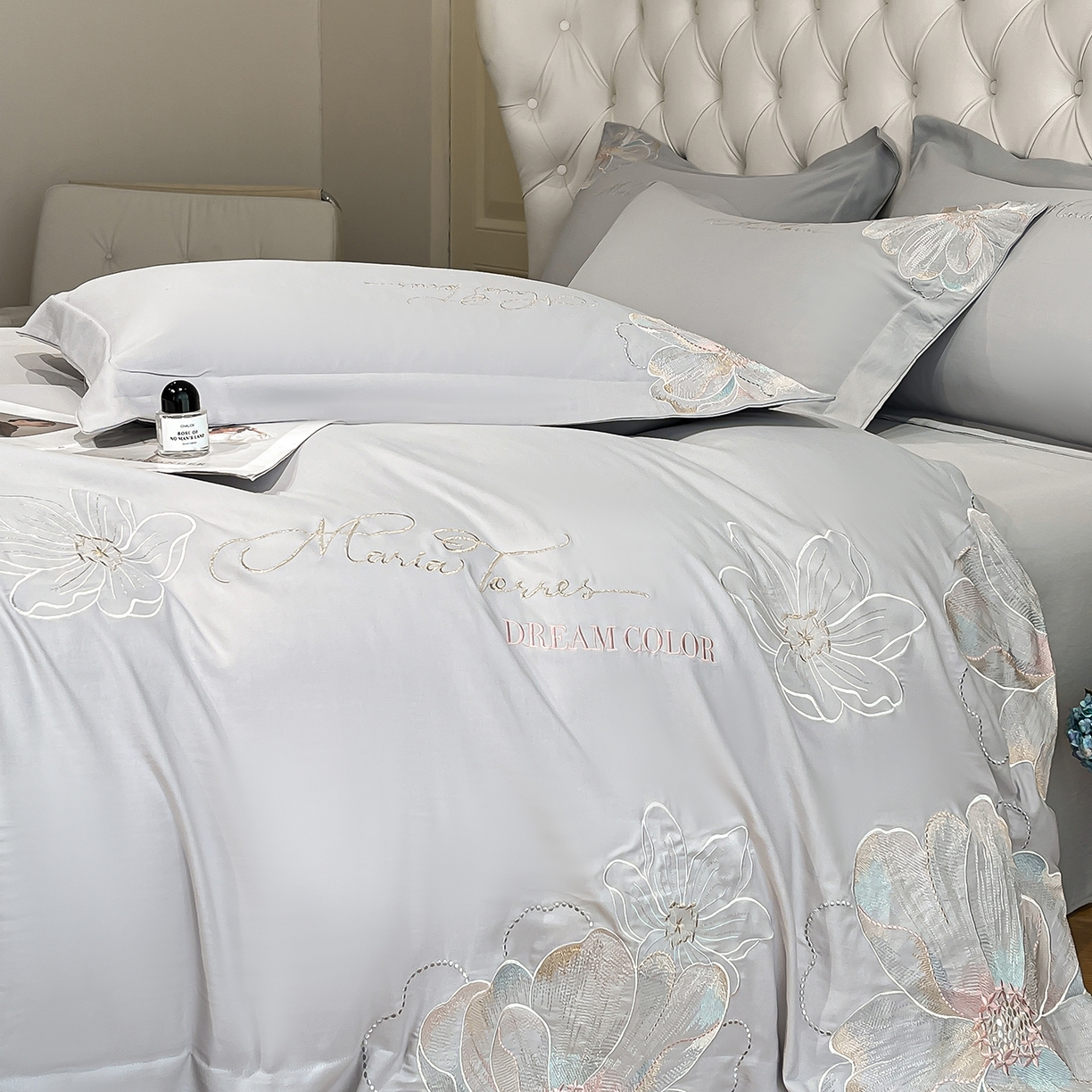 91家纺网 家纺一手货源 找家纺 经年 2026春夏新款天丝刺绣四件套-时光 时光-爵士灰