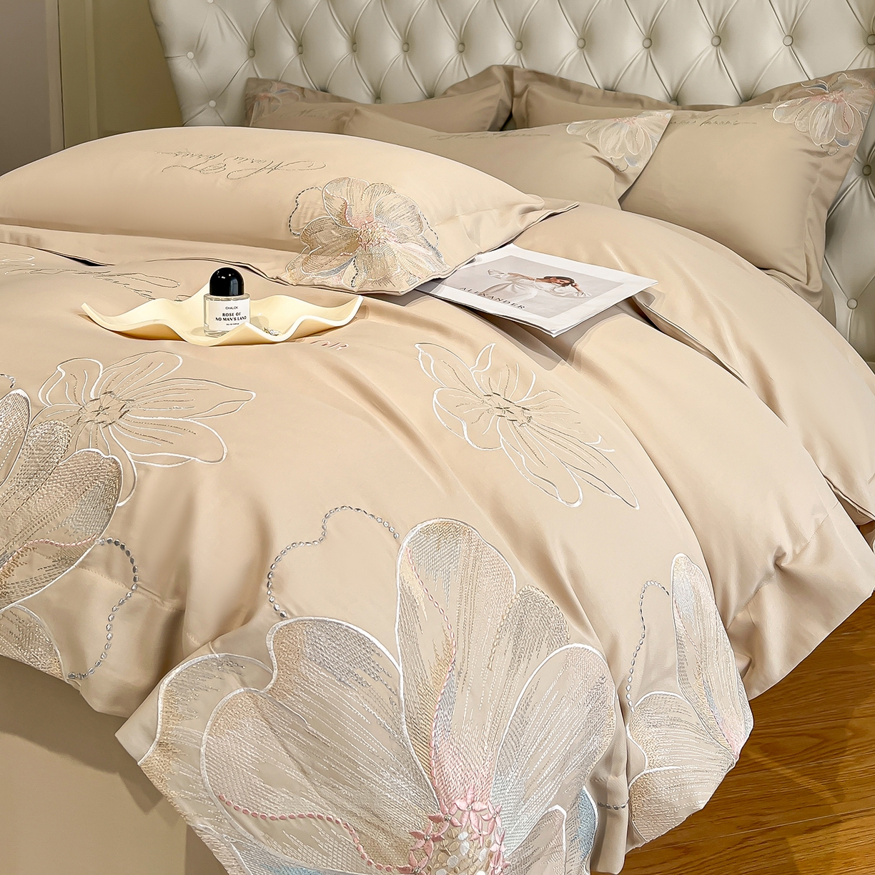 91家纺网 家纺一手货源 找家纺 经年 2026春夏新款天丝刺绣四件套-时光 时光-香槟