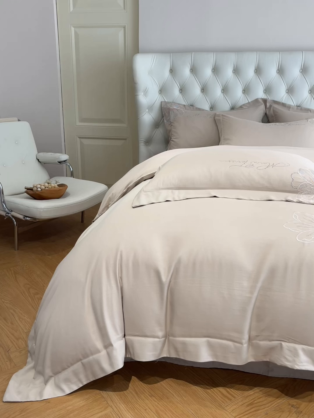 91家纺网 家纺一手货源 找家纺 经年 2026春夏新款天丝刺绣四件套-时光 时光-香槟