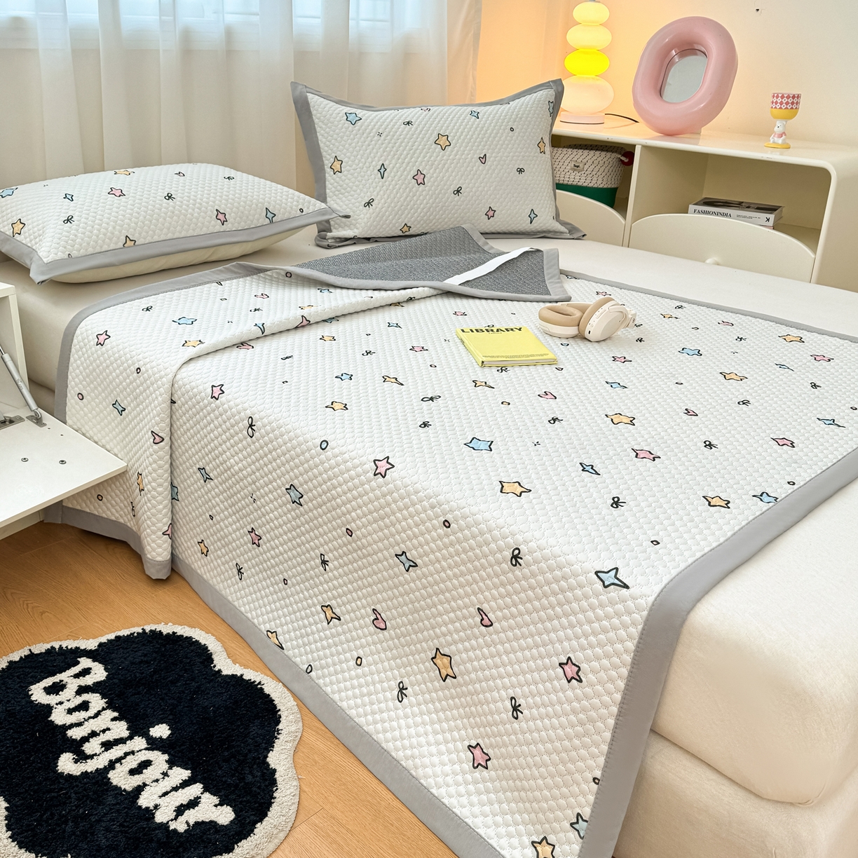 91家纺网 家纺一手货源 找家纺 寐居家纺 2026新款冰豆豆数码印花席三明治底凉席席子 星荣