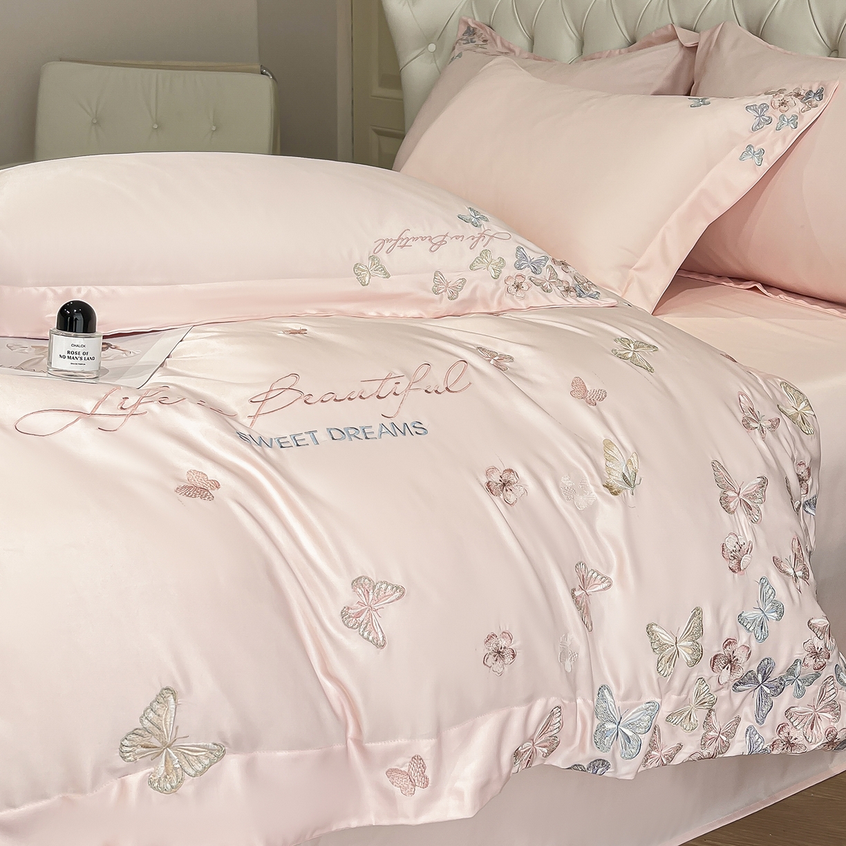 91家纺网 家纺一手货源 找家纺 （总）经年 2026春夏新款天丝刺绣四件套-蝶恋