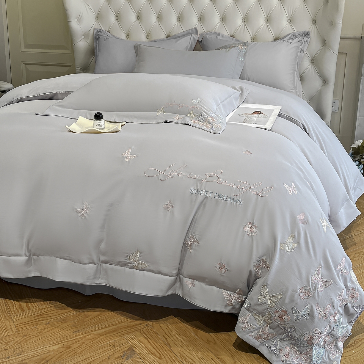 91家纺网 家纺一手货源 找家纺 经年 2026春夏新款天丝刺绣四件套-蝶恋 蝶恋-爵士灰