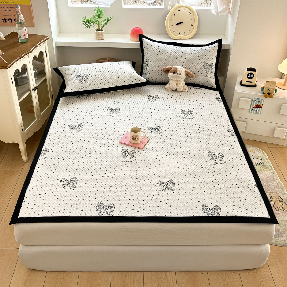 91家纺网 家纺一手货源 找家纺 寐居家纺 2026新款冰豆豆数码印花席三明治底凉席席子 叶语春禾