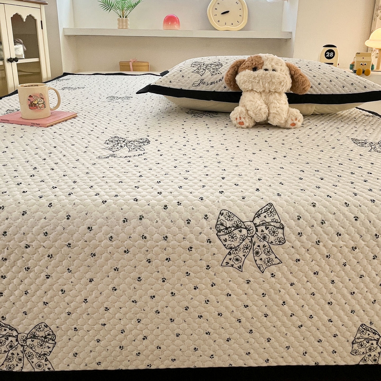 91家纺网 家纺一手货源 找家纺 寐居家纺 2026新款冰豆豆数码印花席三明治底凉席席子 叶语春禾