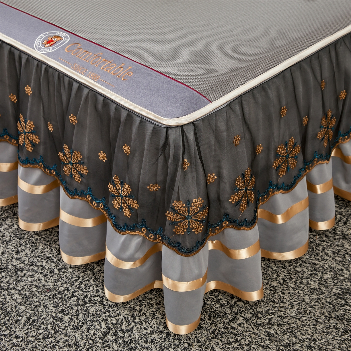 91家纺网 家纺一手货源 找家纺 （总）情恒家纺 2026新款冰藤席可拆卸床裙款凉席席子凉席三件套-皇家