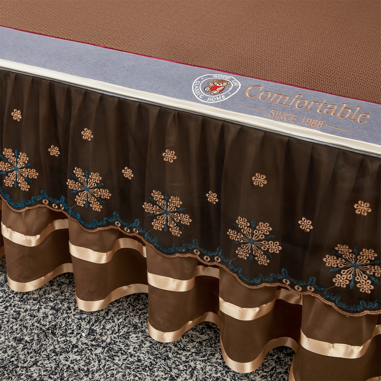 91家纺网 家纺一手货源 找家纺 情恒家纺 2026新款冰藤席可拆卸床裙款凉席席子凉席三件套-皇家 皇家-咖啡棕