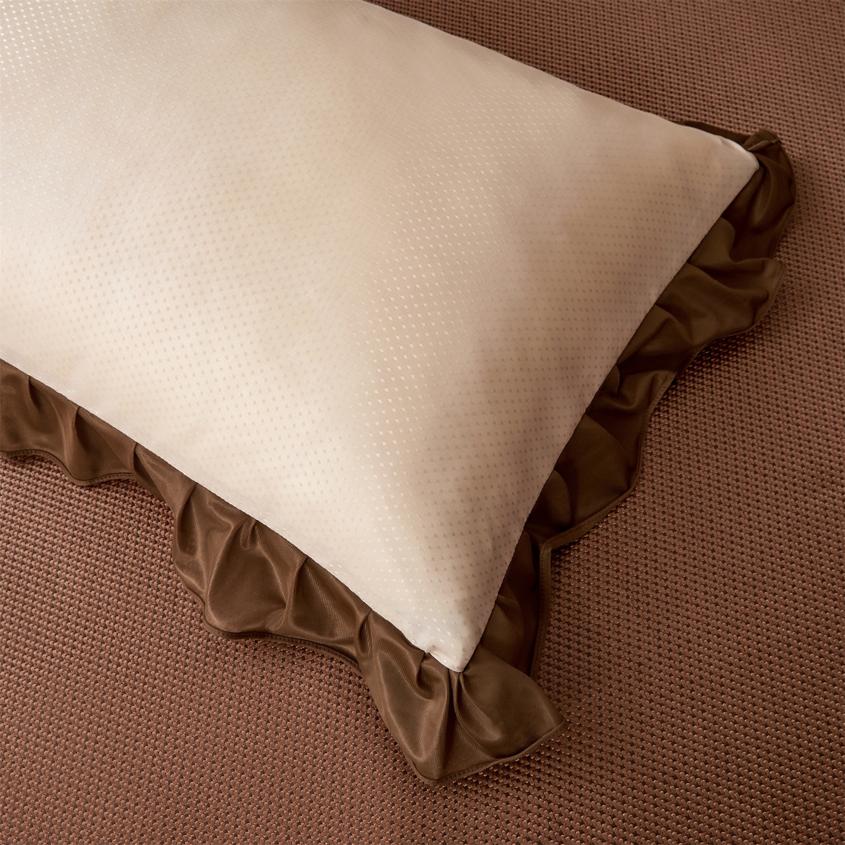 91家纺网 家纺一手货源 找家纺 情恒家纺 2026新款冰藤席可拆卸床裙款凉席席子凉席三件套-皇家 皇家-咖啡棕