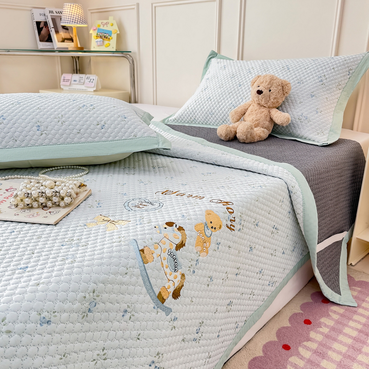 91家纺网 家纺一手货源 找家纺 寐居家纺 2026新款冰豆豆印加绣凉席席子 回忆童话