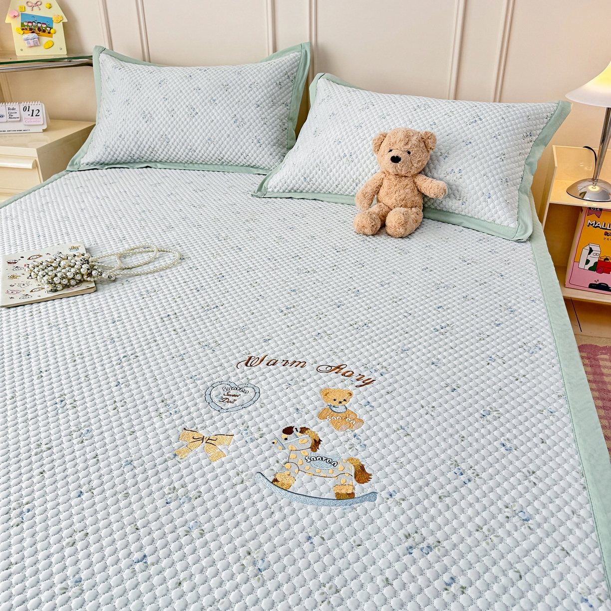 91家纺网 家纺一手货源 找家纺 寐居家纺 2026新款冰豆豆印加绣凉席席子 回忆童话