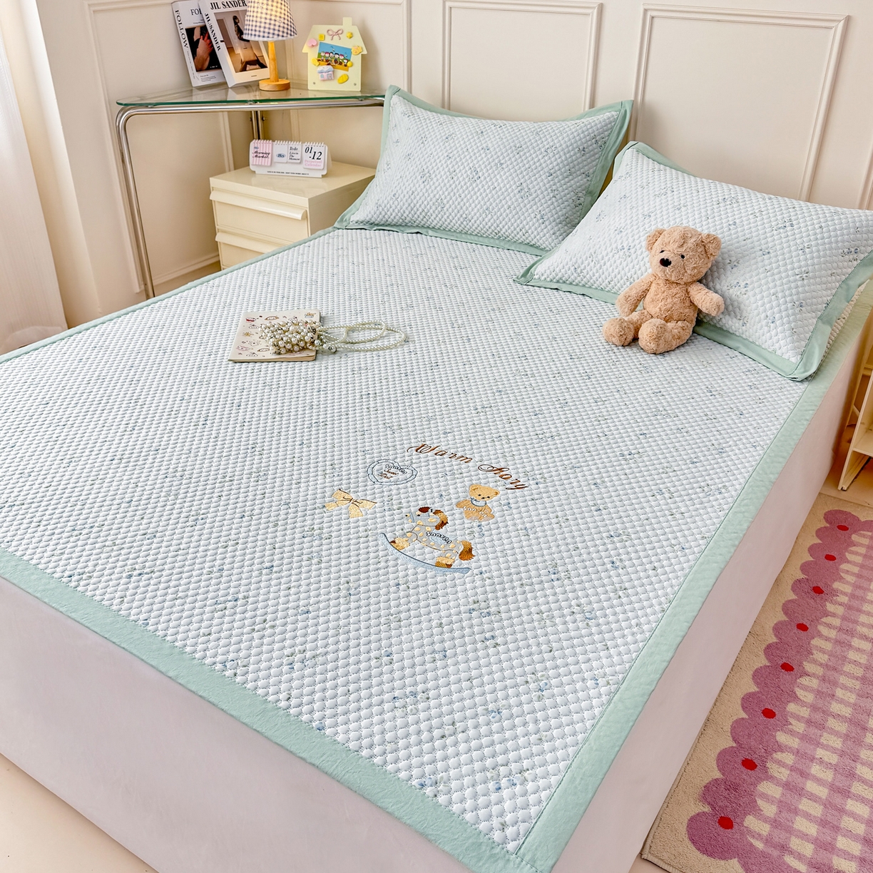 91家纺网 家纺一手货源 找家纺 寐居家纺 2026新款冰豆豆印加绣凉席席子 回忆童话