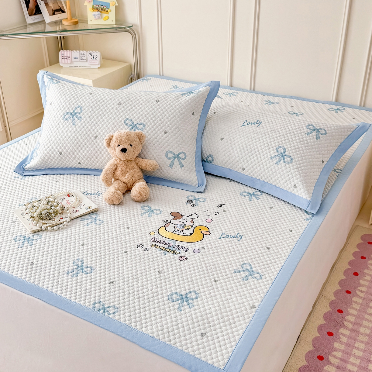 91家纺网 家纺一手货源 找家纺 寐居家纺 2026新款冰豆豆印加绣凉席席子 可爱的夏天