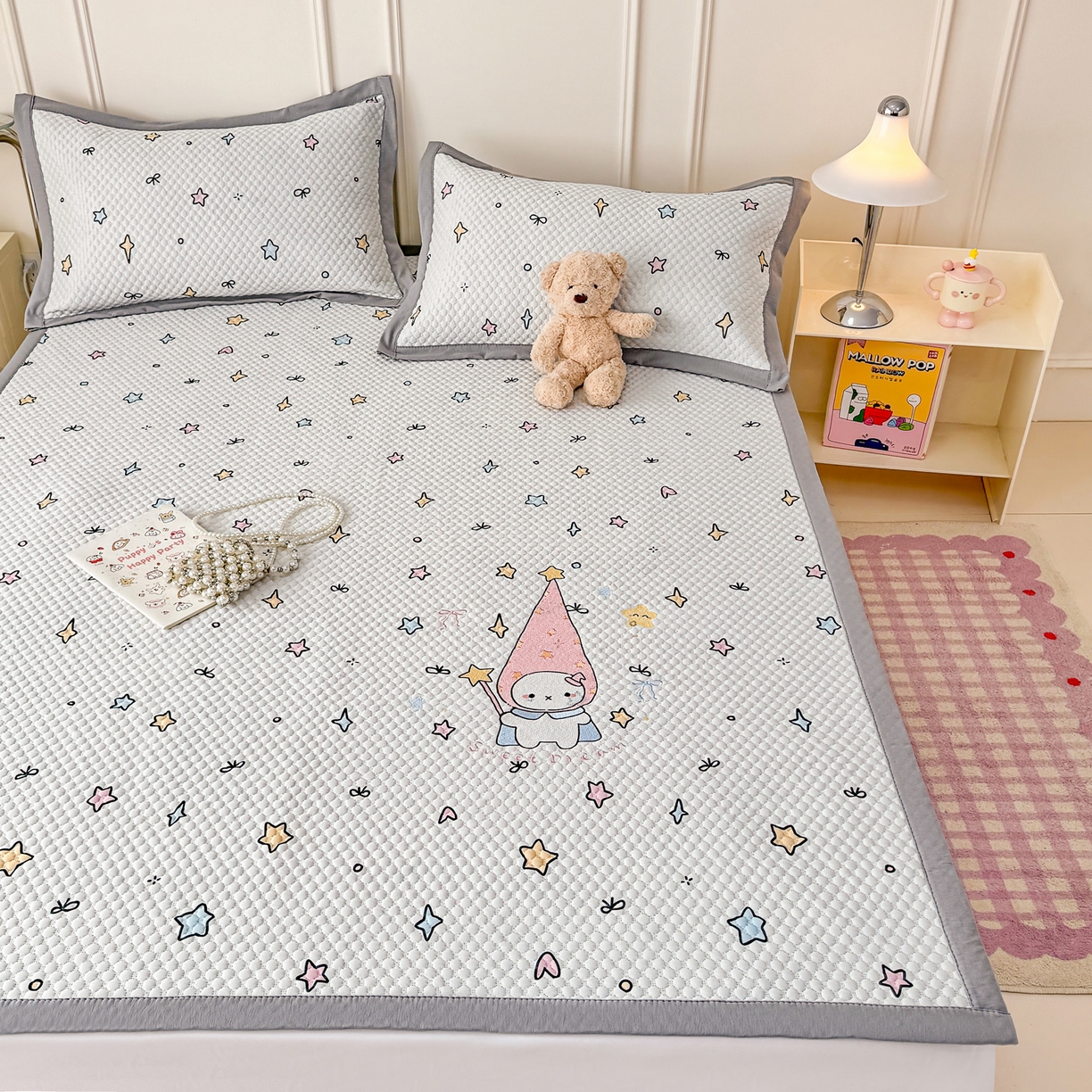 91家纺网 家纺一手货源 找家纺 寐居家纺 2026新款冰豆豆印加绣凉席席子 星辰仙子