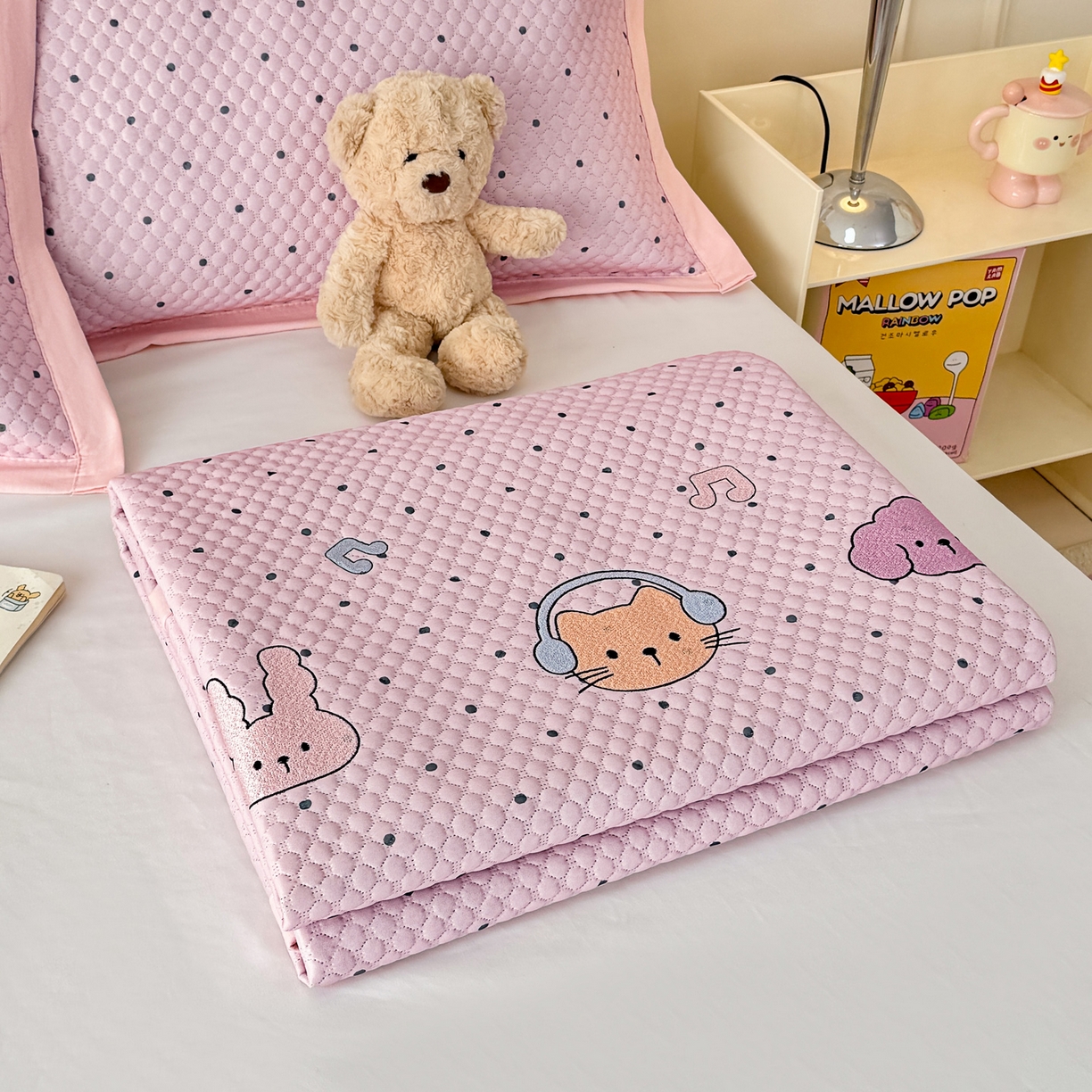 91家纺网 家纺一手货源 找家纺 寐居家纺 2026新款冰豆豆印加绣凉席席子 动感聚会