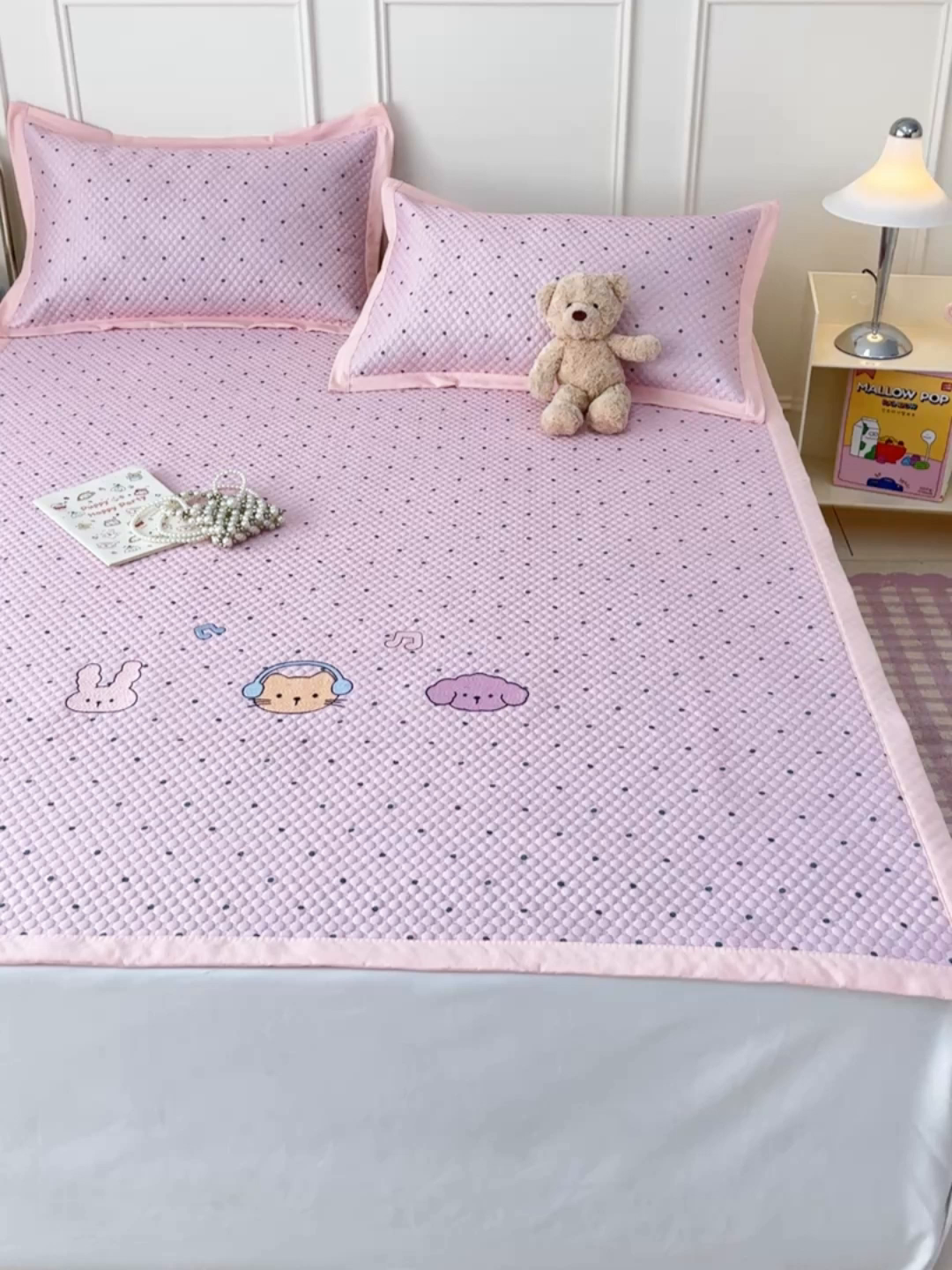 91家纺网 家纺一手货源 找家纺 寐居家纺 2026新款冰豆豆印加绣凉席席子 动感聚会