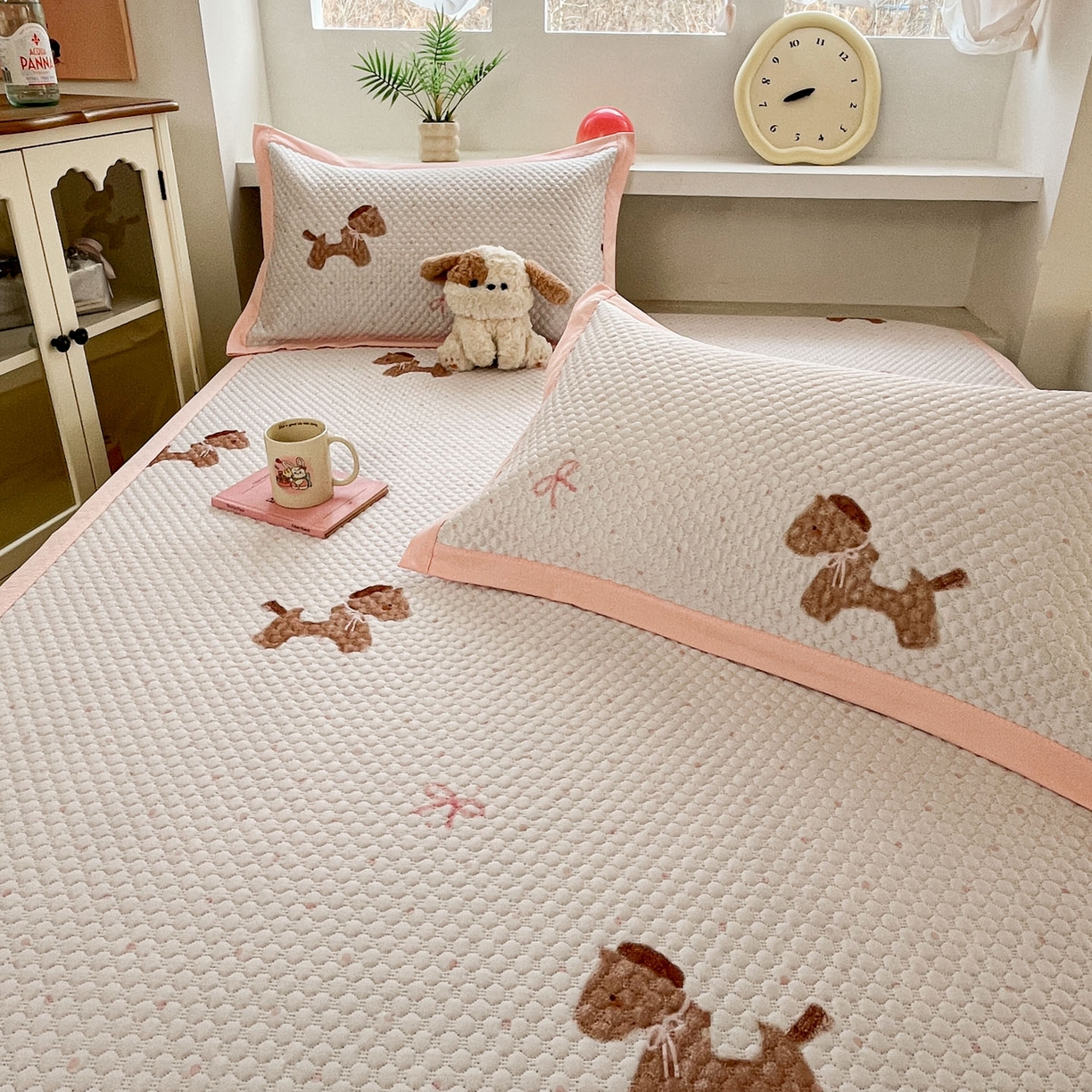 91家纺网 家纺一手货源 找家纺 寐居家纺 2026新款冰豆豆治愈系凉席席子 治愈-木马粉