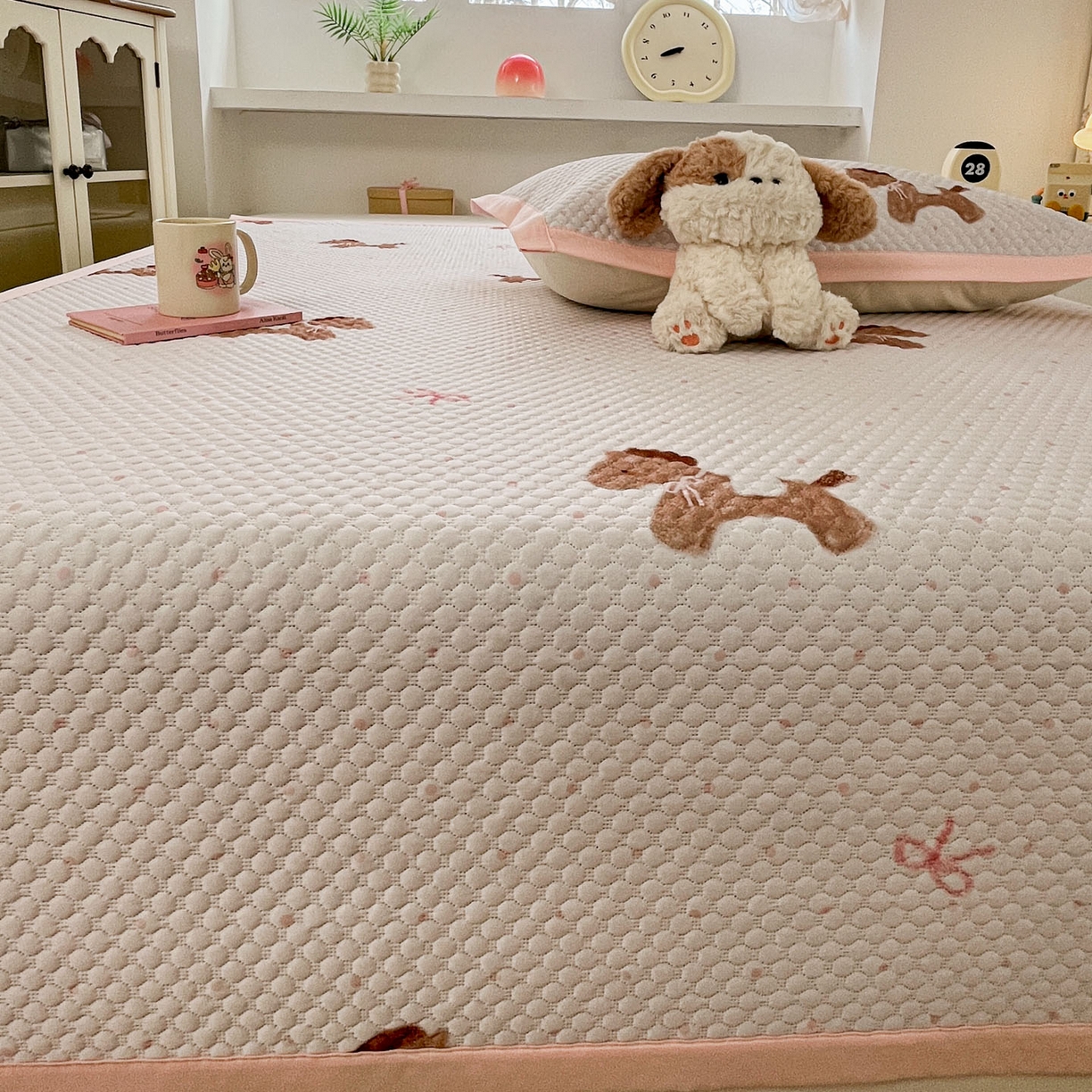 91家纺网 家纺一手货源 找家纺 寐居家纺 2026新款冰豆豆治愈系凉席席子 治愈-木马粉