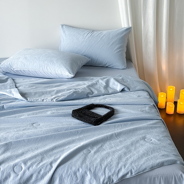 91家纺网 家纺一手货源 找家纺 Mr.pig猪先生水洗棉 2026新款全棉提花夏被-简禾（展示价格为控价，实际价格请联系客服） 简禾电光蓝