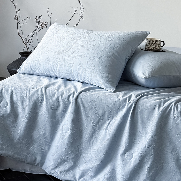 91家纺网 家纺一手货源 找家纺 Mr.pig猪先生水洗棉 2026新款全棉提花夏被-简禾（展示价格为控价，实际价格请联系客服） 简禾电光蓝