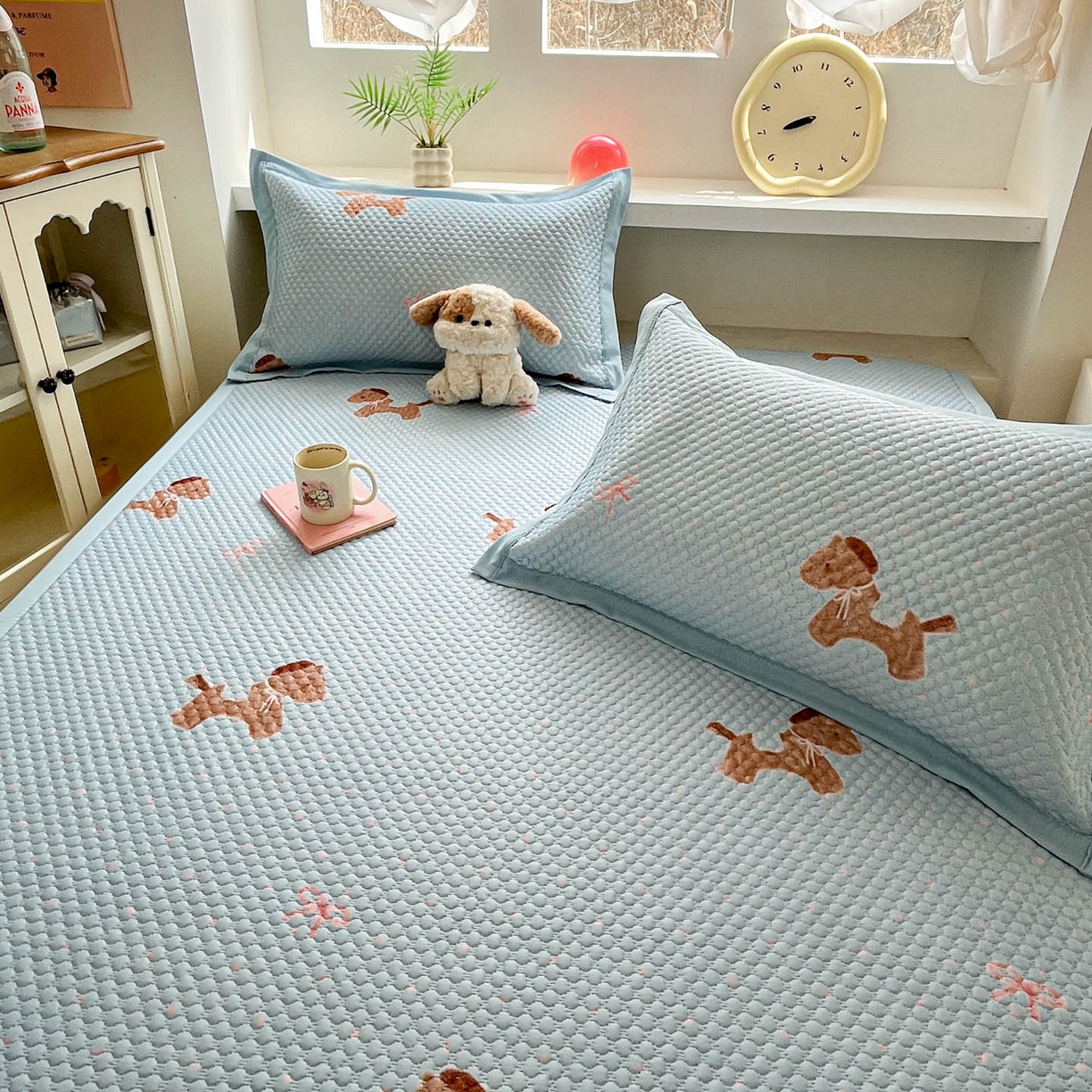 91家纺网 家纺一手货源 找家纺 寐居家纺 2026新款冰豆豆治愈系凉席席子 治愈-木马蓝