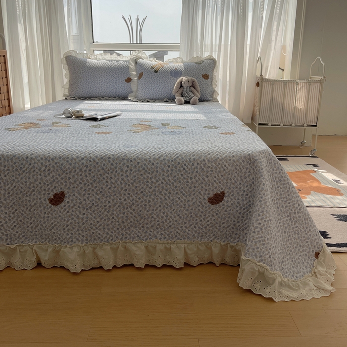 91家纺网 家纺一手货源 找家纺 （总）悦织湾家纺 2026新款印花泡芙棉花边床盖三件套春秋夏秋床罩款三件套轻奢时尚