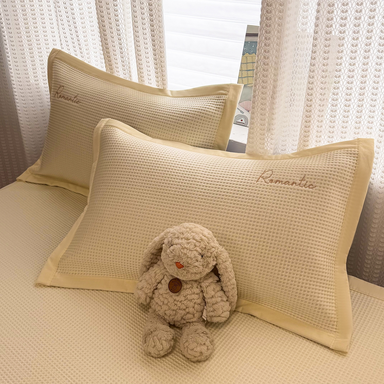 91家纺网 家纺一手货源 找家纺 （总）蓝邻家纺 2026春夏新款PE提花刺绣凉席席子系列-场景一