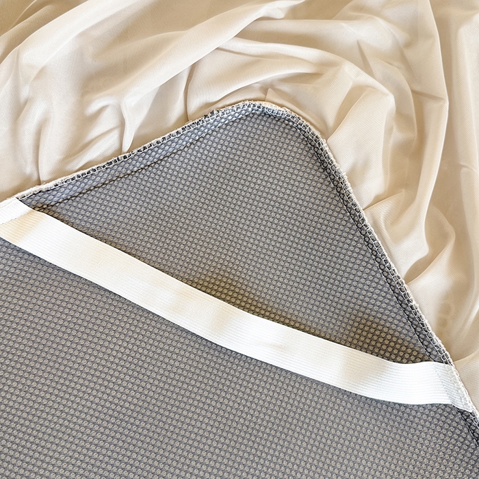 91家纺网 家纺一手货源 找家纺 网红馆（ck家纺） 2026新款冰丝夏被床裙款凉席三件套-花叶倾城 花叶倾城-灰