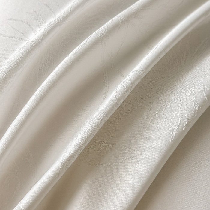 91家纺网 家纺一手货源 找家纺 韩秀家纺 2026新款A类亮丝提花立体浮雕贡缎臻棉床裙四件套 云缎雅颂-米