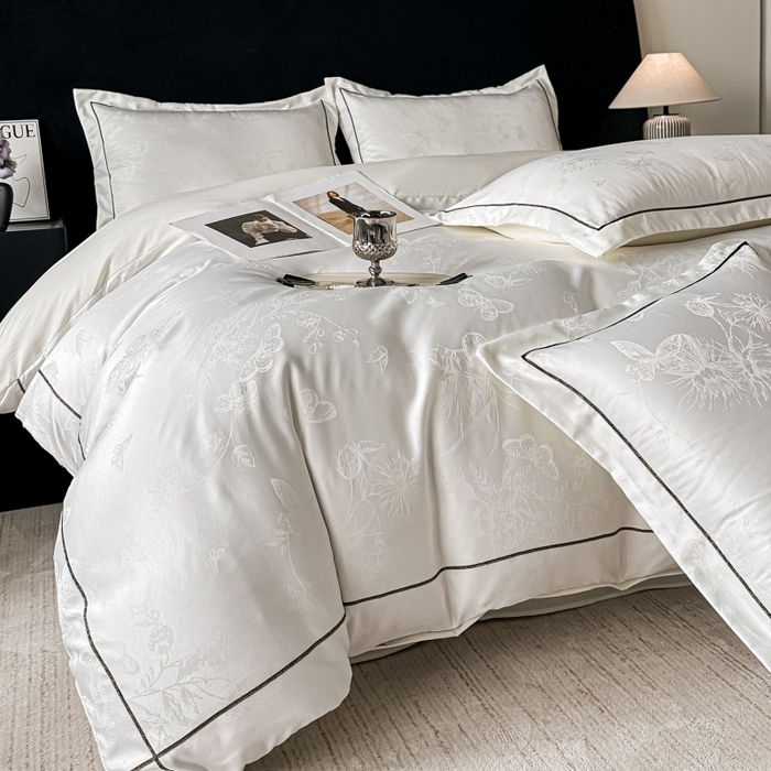 91家纺网 家纺一手货源 找家纺 韩秀家纺 2026新款A类亮丝提花立体浮雕贡缎臻棉床裙四件套 云缎雅颂-米