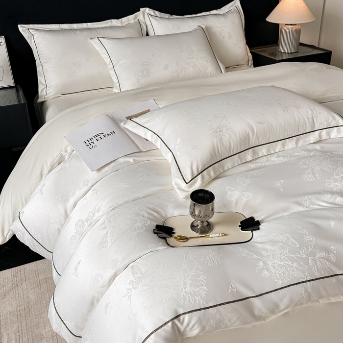 91家纺网 家纺一手货源 找家纺 韩秀家纺 2026新款A类亮丝提花立体浮雕贡缎臻棉床裙四件套 云缎雅颂-米