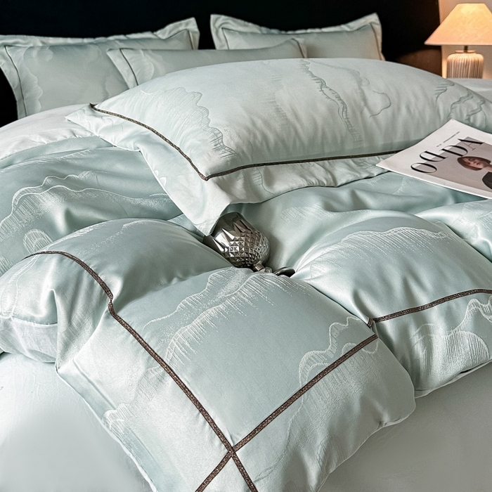 91家纺网 家纺一手货源 找家纺 韩秀家纺 2026新款A类亮丝提花立体浮雕贡缎臻棉床裙四件套 云缎雅颂-清新绿