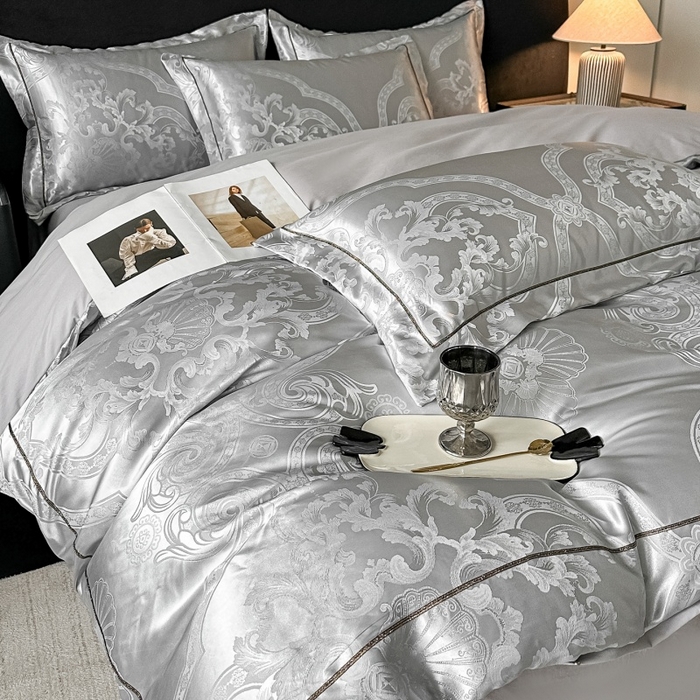 91家纺网 家纺一手货源 找家纺 韩秀家纺 2026新款A类亮丝提花立体浮雕贡缎臻棉床裙四件套 云缎雅颂-灰