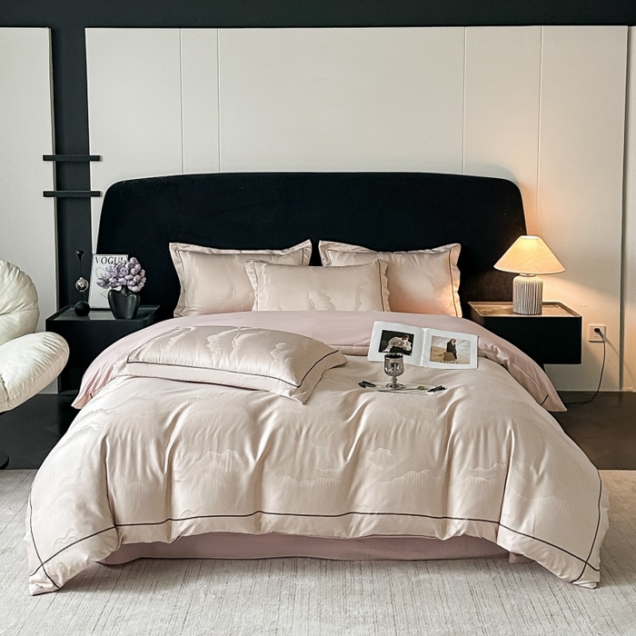 91家纺网 家纺一手货源 找家纺 韩秀家纺 2026新款A类亮丝提花立体浮雕贡缎臻棉床裙四件套 云缎雅颂-香槟色