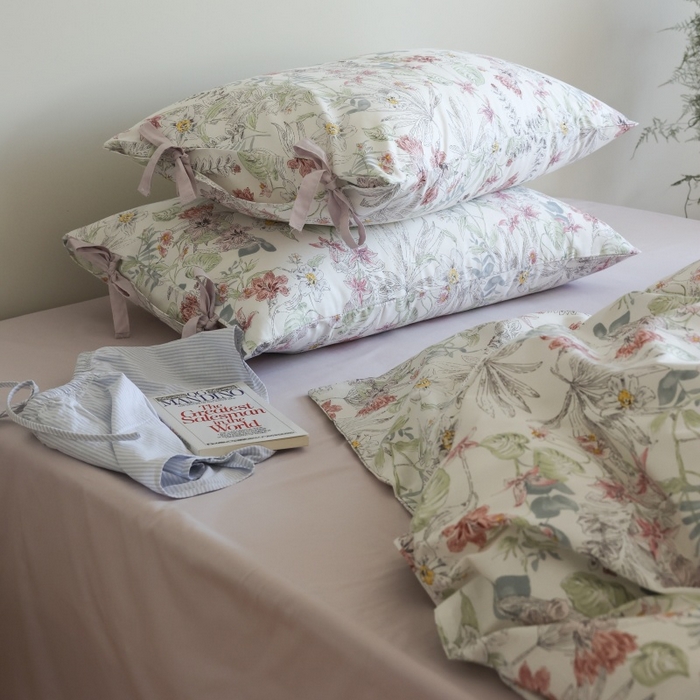 91家纺网 家纺一手货源 找家纺 棉眠 2026新款全棉纯棉蝴蝶结系带款四件套 蔷薇诗白（蝴蝶结系带款）