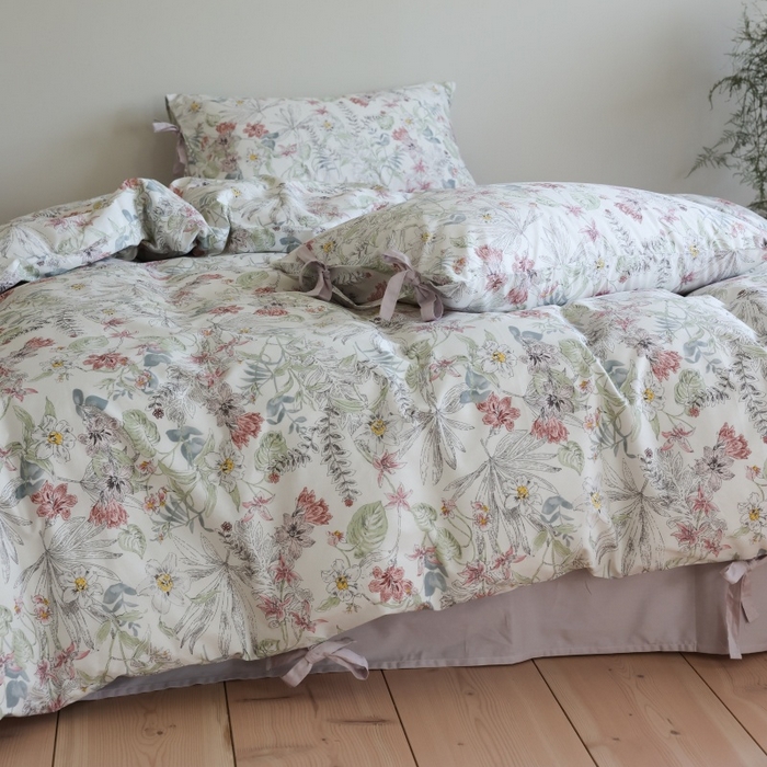 91家纺网 家纺一手货源 找家纺 棉眠 2026新款全棉纯棉蝴蝶结系带款四件套 蔷薇诗白（蝴蝶结系带款）