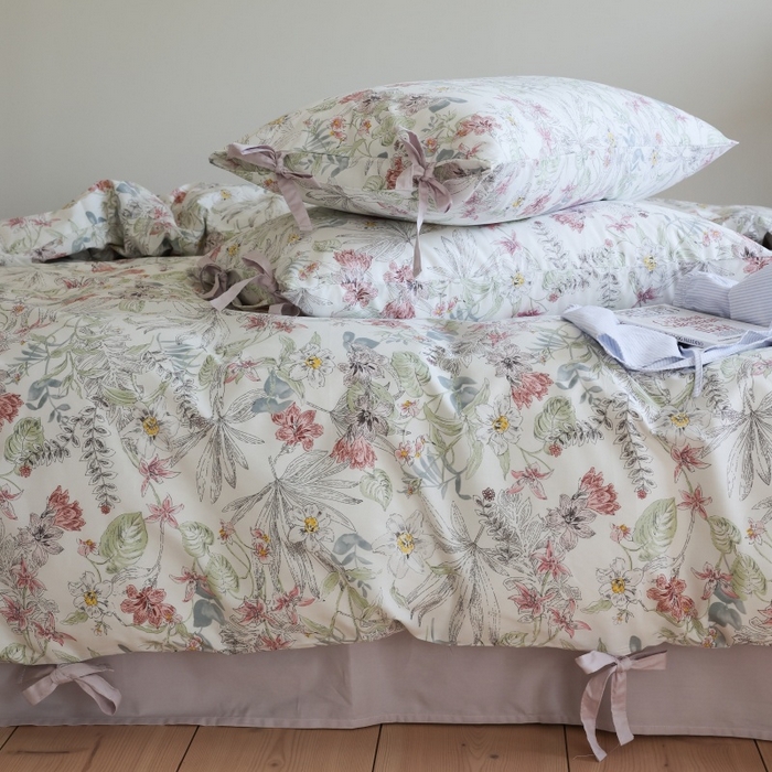 91家纺网 家纺一手货源 找家纺 棉眠 2026新款全棉纯棉蝴蝶结系带款四件套 蔷薇诗白（蝴蝶结系带款）