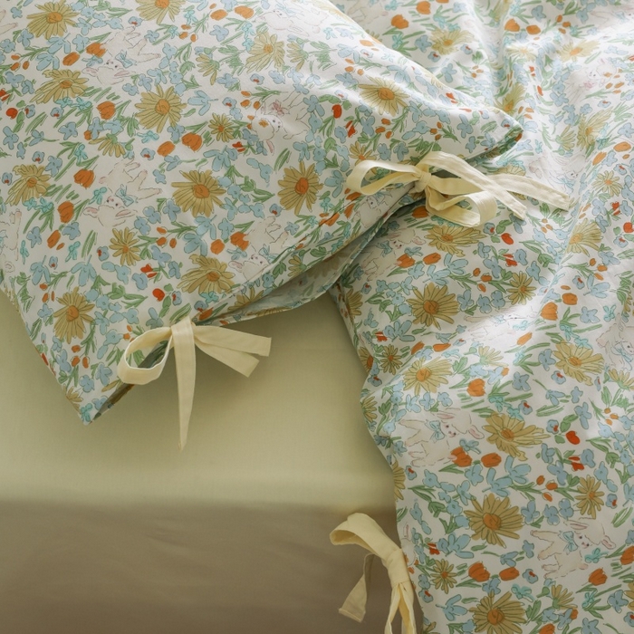 91家纺网 家纺一手货源 找家纺 棉眠 2026新款全棉纯棉蝴蝶结系带款四件套 花间牧歌（蝴蝶结系带款）