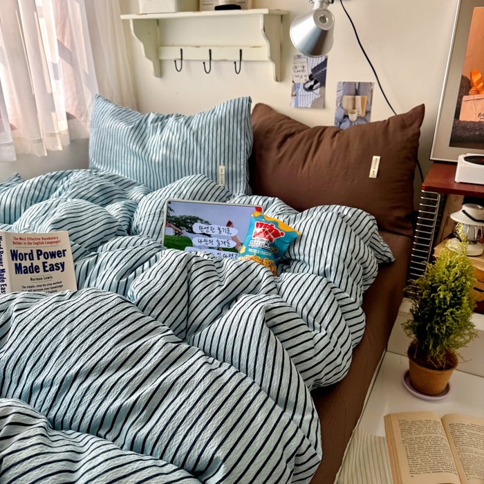 91家纺网 家纺一手货源 找家纺 （总）阿曼达 2026春夏新款简约美式条纹混搭四件套