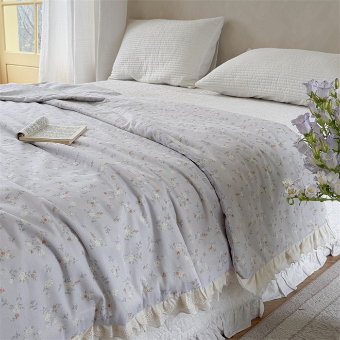 91家纺网 家纺一手货源 找家纺 暖生活 2026新款全棉花边款大豆夏被夏凉被空调被 紫兰花语