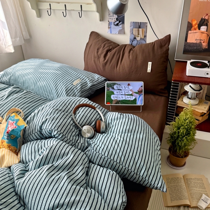 91家纺网 家纺一手货源 找家纺 阿曼达 2026春夏新款简约美式条纹混搭四件套 美式休闲-海盐棕