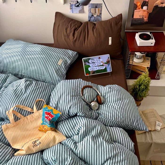 91家纺网 家纺一手货源 找家纺 阿曼达 2026春夏新款简约美式条纹混搭四件套 美式休闲-海盐棕