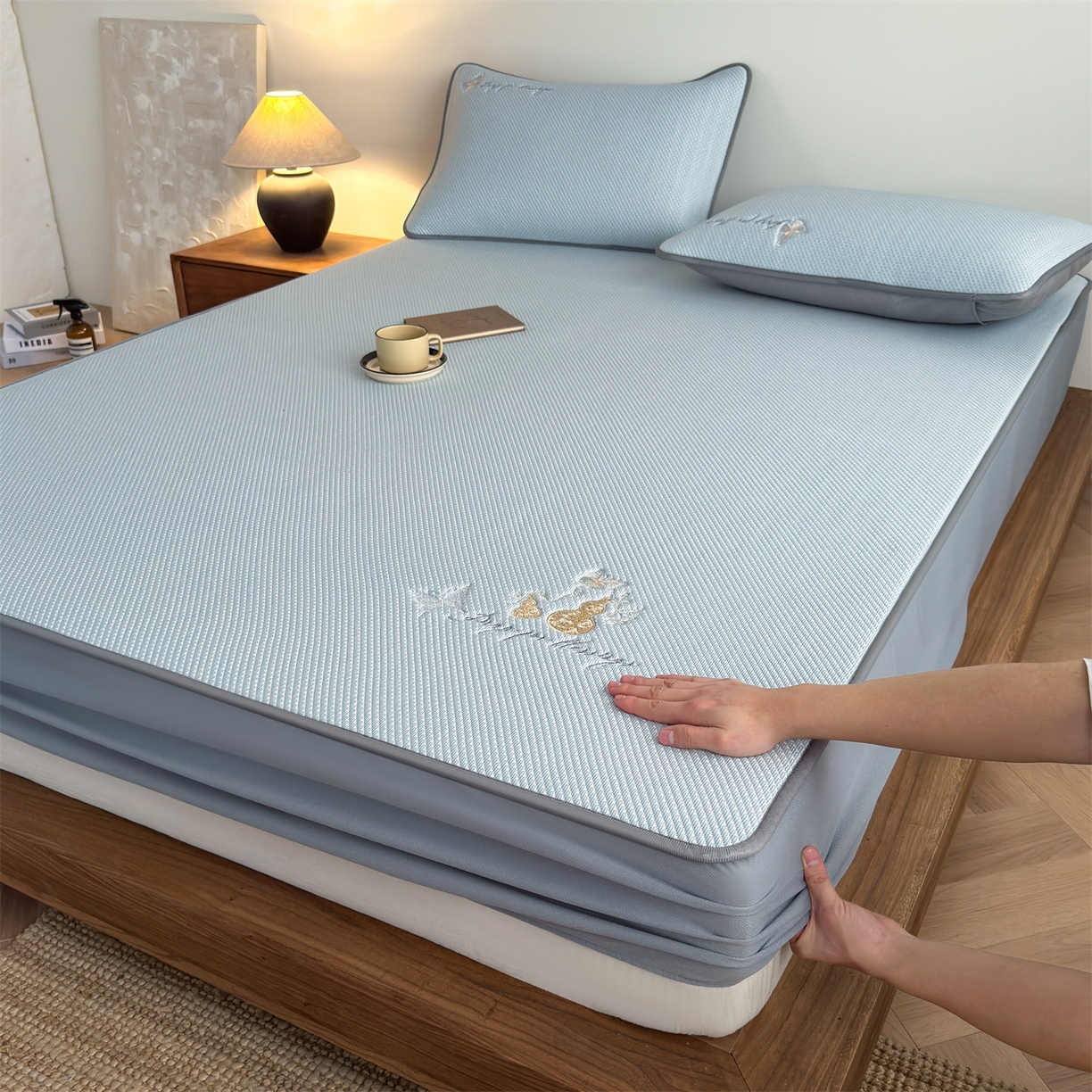 卡初家居（原微来） 2026春夏新款5A抗菌PE提花凉感席凉席席子-蝶舞福禄系列 蝶舞福禄-蓝（床笠款）