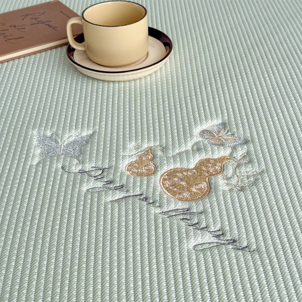 91家纺网 家纺一手货源 找家纺 卡初家居（原微来） 2026春夏新款5A抗菌PE提花凉感席凉席席子-蝶舞福禄系列 蝶舞福禄-绿（床席款）