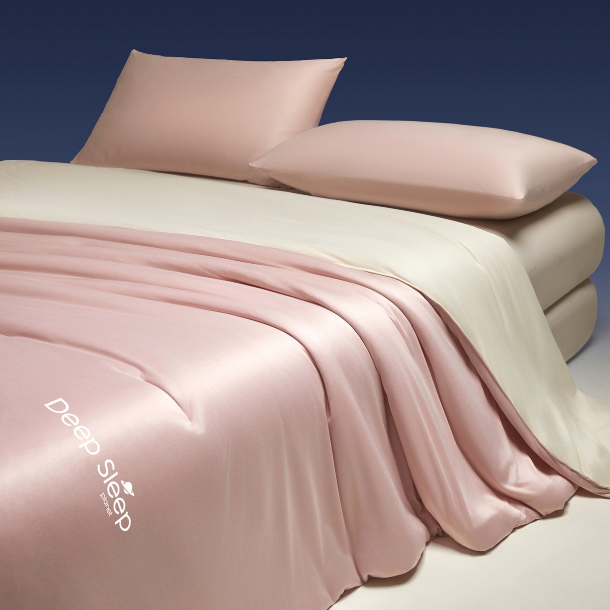 91家纺网 家纺一手货源 找家纺 老帅的工厂店 2026新款深睡双感被夏被夏凉被空调被 桃雾