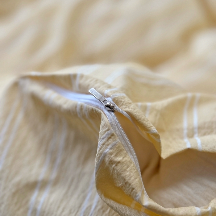 91家纺网 家纺一手货源 找家纺 阿曼达 2026春夏新款简约美式条纹混搭四件套 美式休闲-暖黄条