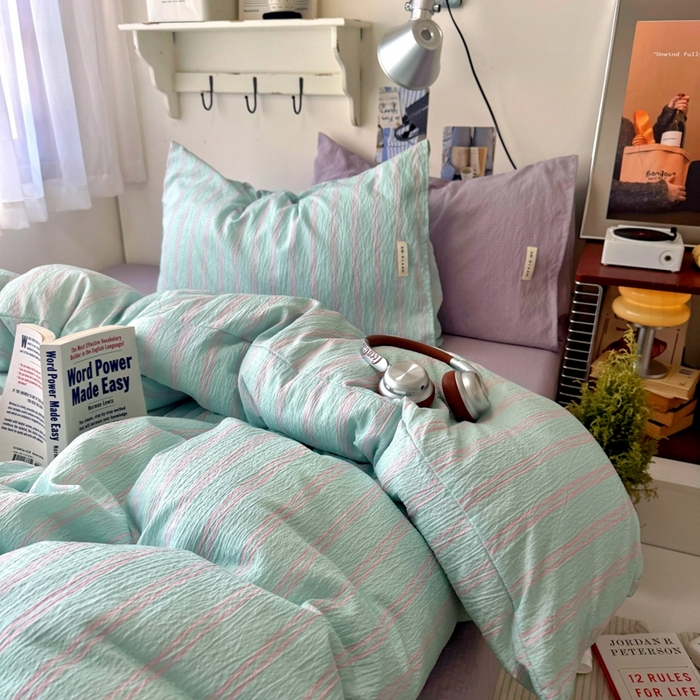 91家纺网 家纺一手货源 找家纺 阿曼达 2026春夏新款简约美式条纹混搭四件套 美式休闲-浅绿条