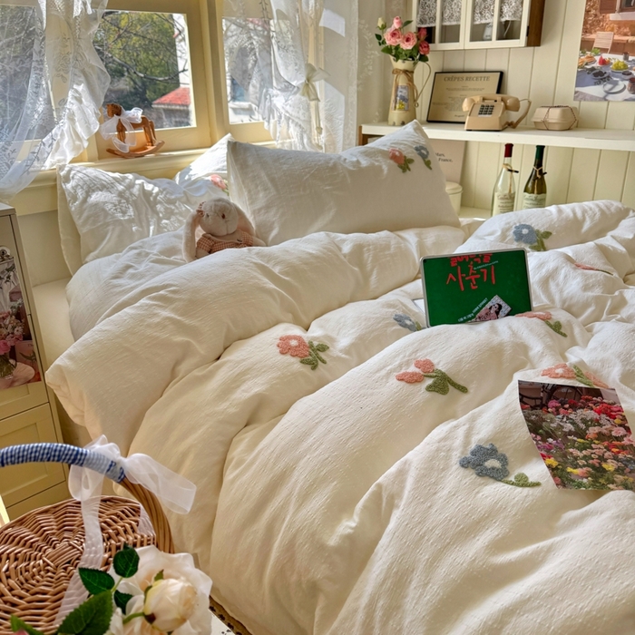 91家纺网 家纺一手货源 找家纺 阿曼达 2026春夏新款简约素色毛巾绣亚麻风纯色四件套 法式麻-棉朵