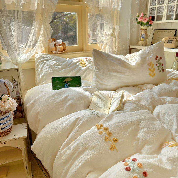 91家纺网 家纺一手货源 找家纺 阿曼达 2026春夏新款简约素色毛巾绣亚麻风纯色四件套 法式麻-绣枝