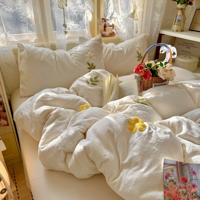 91家纺网 家纺一手货源 找家纺 阿曼达 2026春夏新款简约素色毛巾绣亚麻风纯色四件套 法式麻-小雏菊