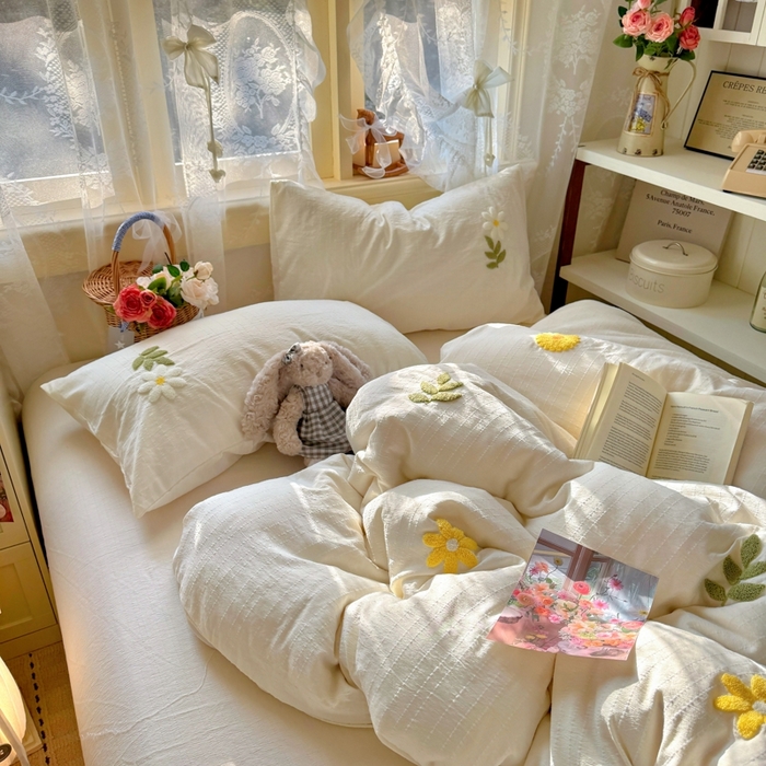 91家纺网 家纺一手货源 找家纺 阿曼达 2026春夏新款简约素色毛巾绣亚麻风纯色四件套 法式麻-小雏菊