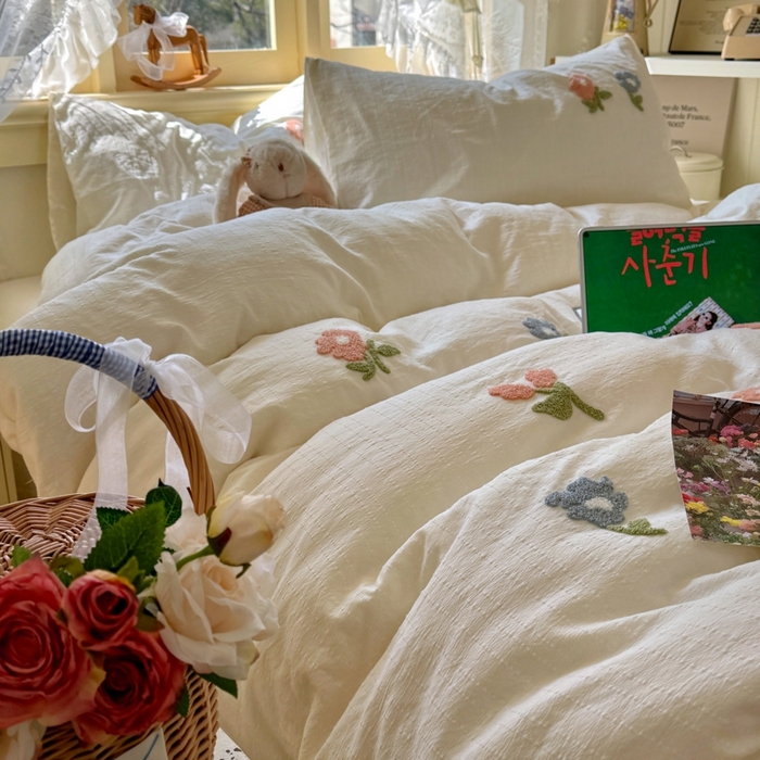 91家纺网 家纺一手货源 找家纺 阿曼达 2026春夏新款简约素色毛巾绣亚麻风纯色四件套 法式麻-棉朵